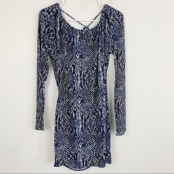 DRESS THE POPULATION blue snakeskin open back dress - Picture 1 of 5